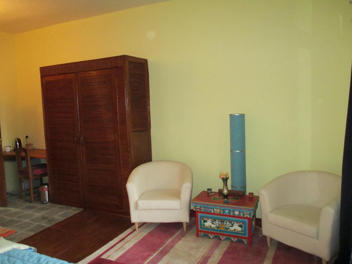 Hotel Swiss Dakshinkali Oda fotoğraf