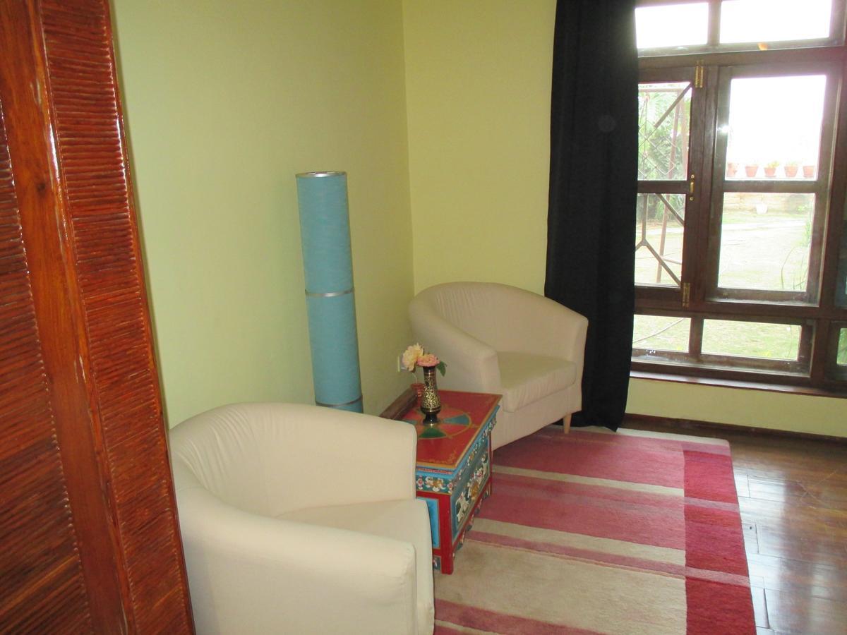 Hotel Swiss Dakshinkali Oda fotoğraf